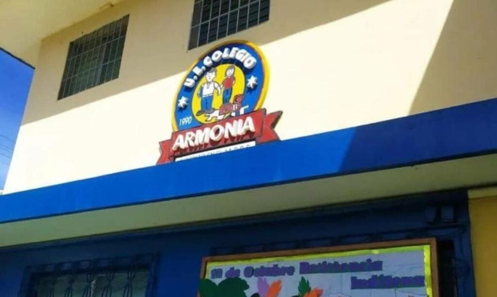Foto Fachada Colegio Armonía Cumaná