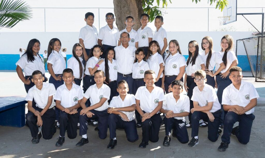 Foto Grupal Pomoción 20 XX Almirante Lino de Clemente